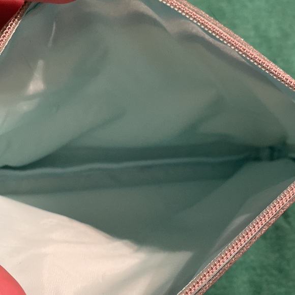 Make up bag - Picture 2 of 2